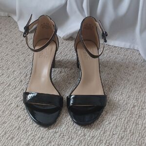 NATURALIZER VERA Women's Black Patent Leather Sandals 6.5 Wide